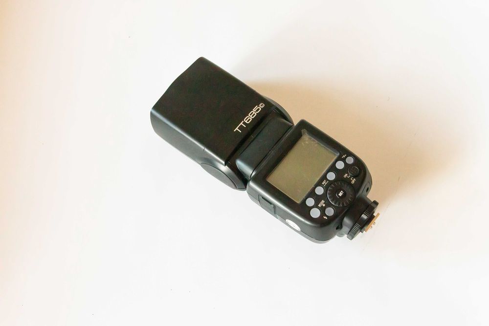 Светкавица Godox TT685 C +TTL Радиосинхронизатор Godox X1T-C  за Canon