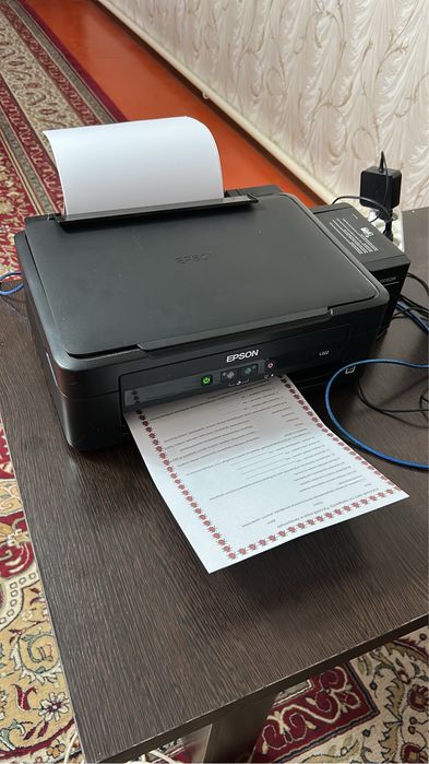 Принтер epson L222 , полностью в рабочем состояний.