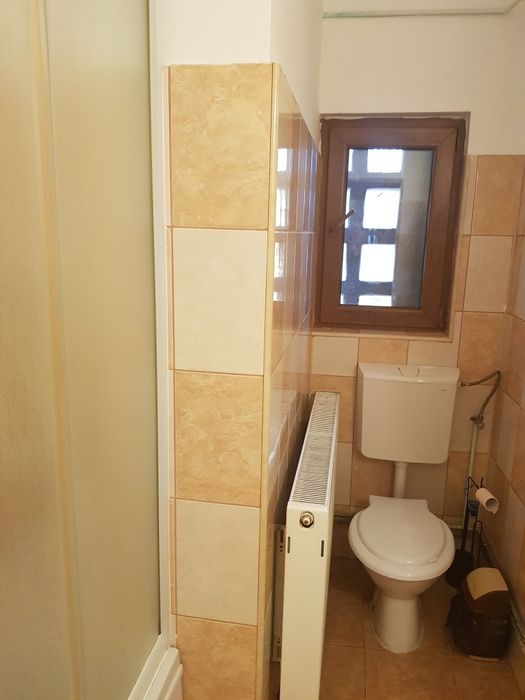 Proprietar inchiriez garsoniera.