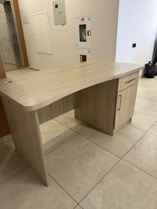 Стол руководителя 150×70 см