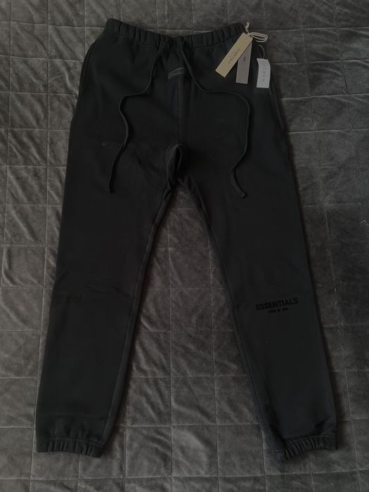 Essentials екип BLACK OATMEAL