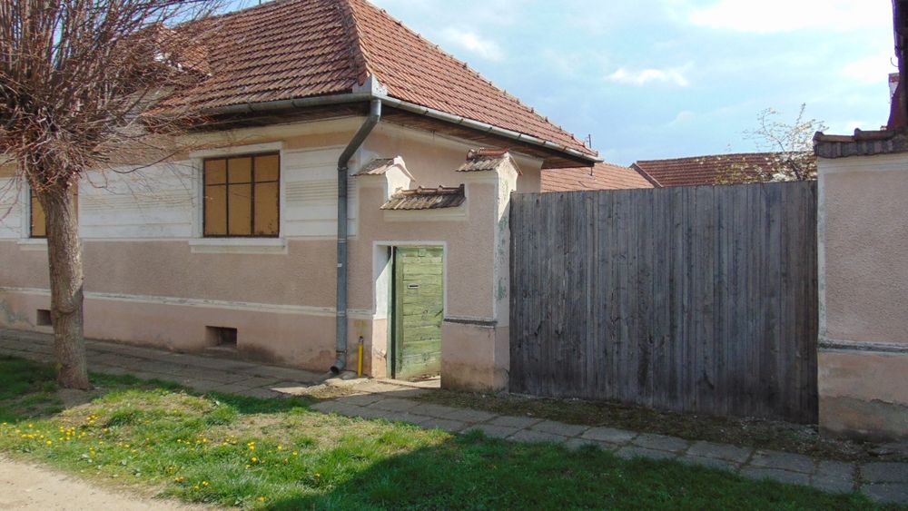 Casă de vânzare lângă Poiana Narciselor