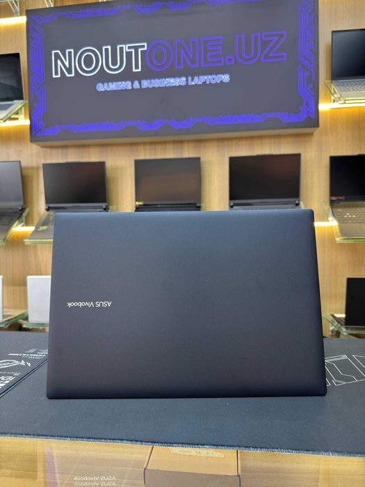 Noutbuk ASUS Vivobook 18 AMD Ryzen 7 260 32/1TB 18.0" Full HD+ IPS