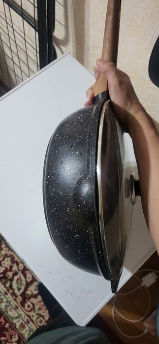 Продам кастрюли за 6000 тг