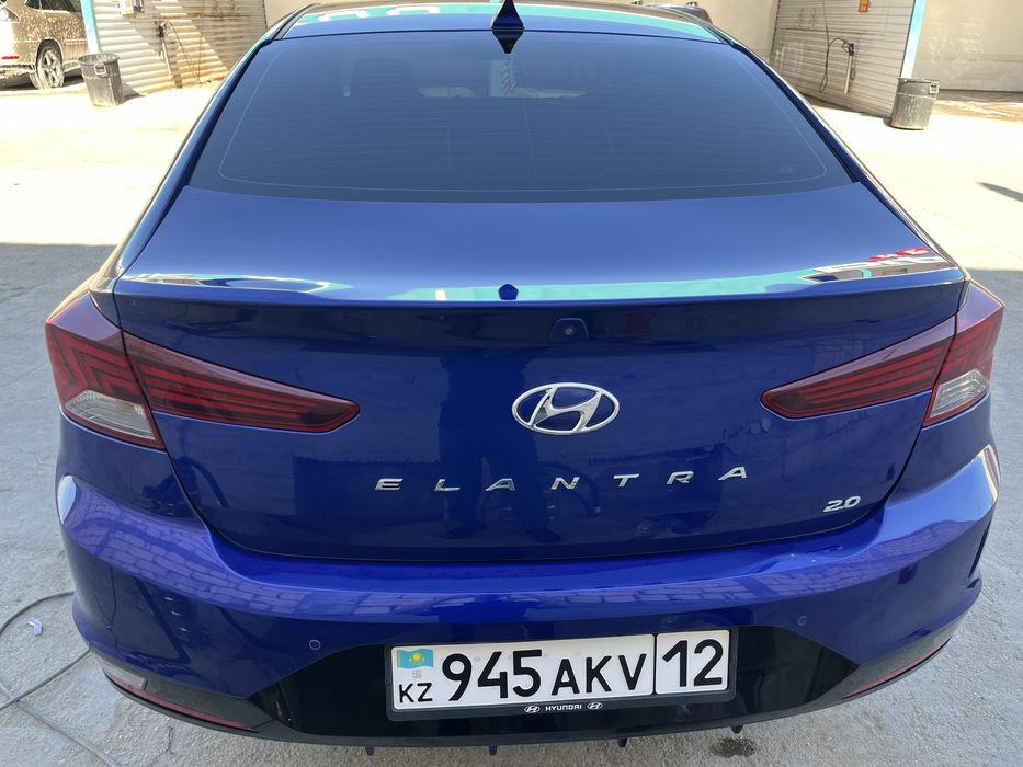 Hyundai Elantra 2020