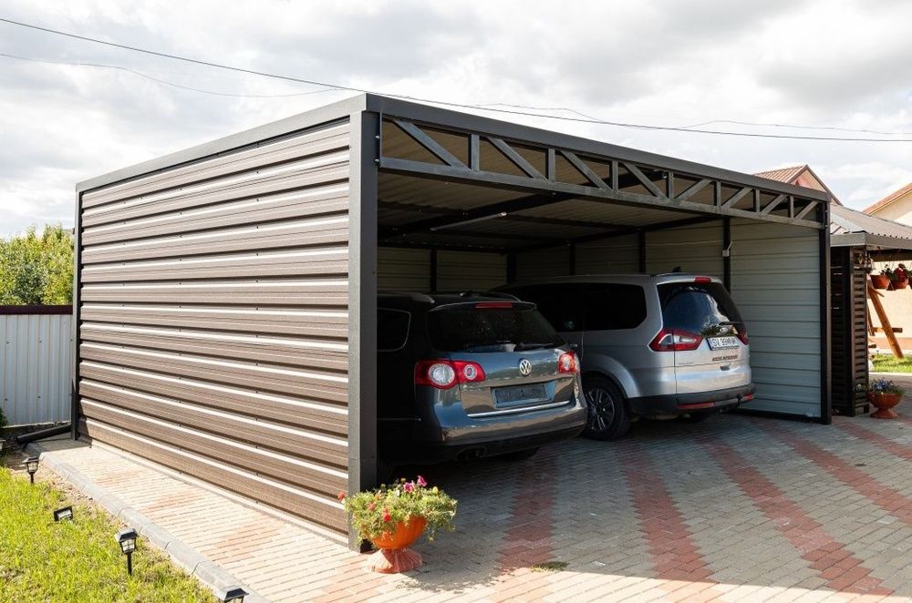 Vand garaje pe structura metalica 8x6m