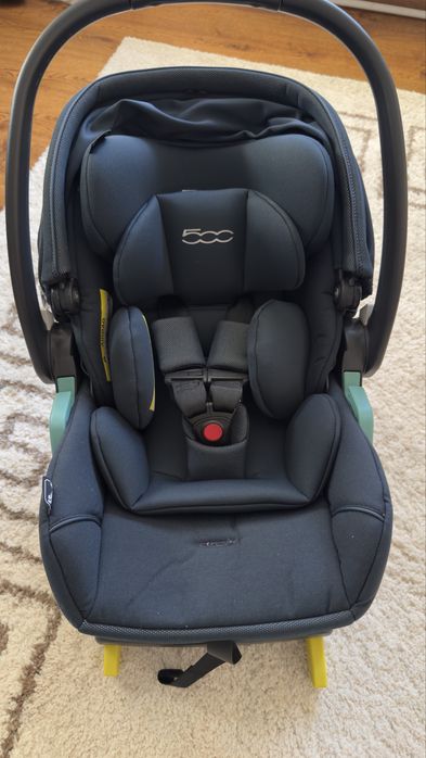 Scoică auto Peg Perego Primo Viaggio Lounge + bază Isofix Fiat 500, cumpărată în 2025