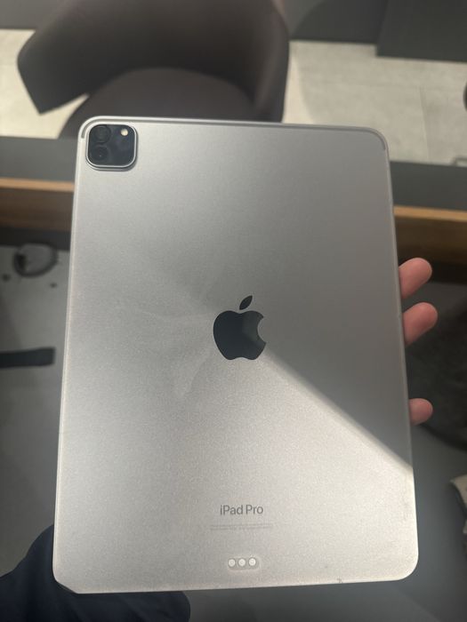 IPad M2 Pro Holati zor ishlashi chotki