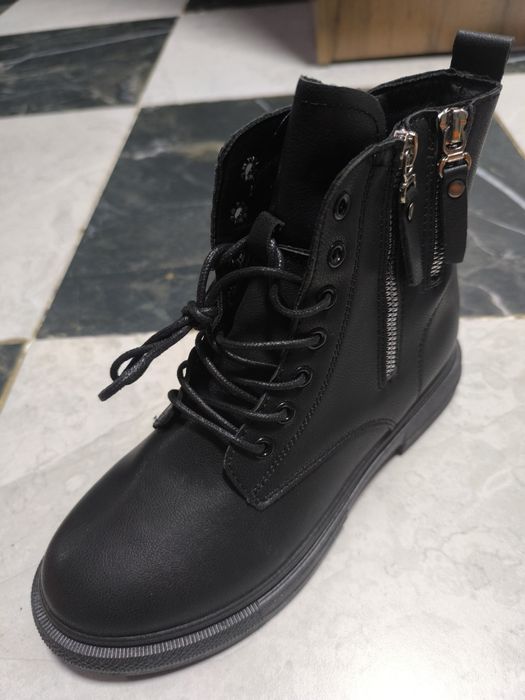 Продам сапоги женские