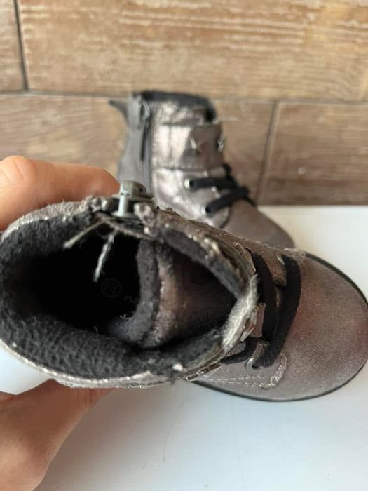 Детски боти размер 20