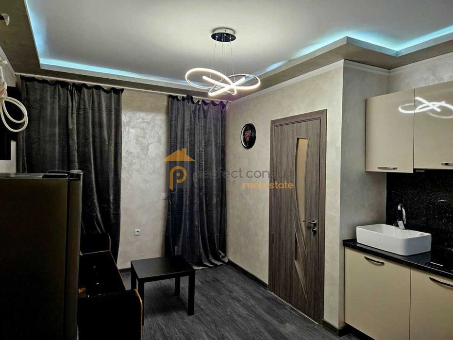 Дава се под наем Двустаен апартамент в Пловдив, Кършияка - 50 кв.м за 400 € - Снимка #1