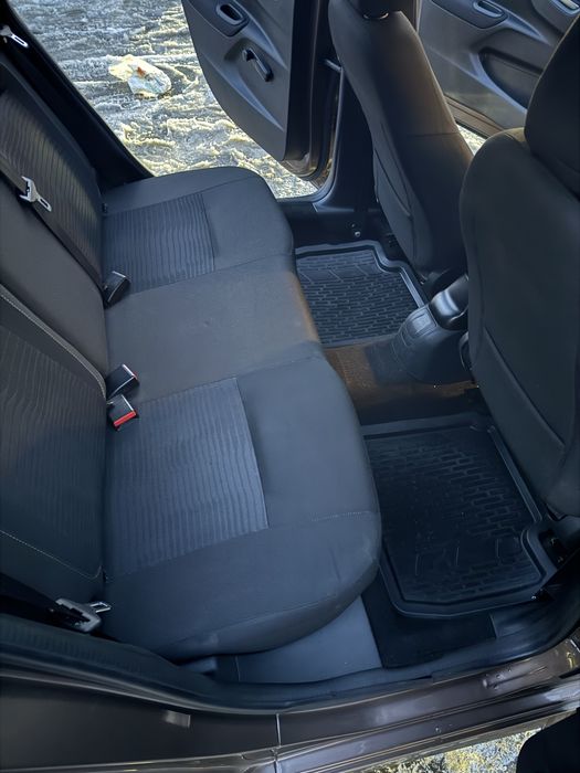 Peugeot 301 1.2BNZ+GPL