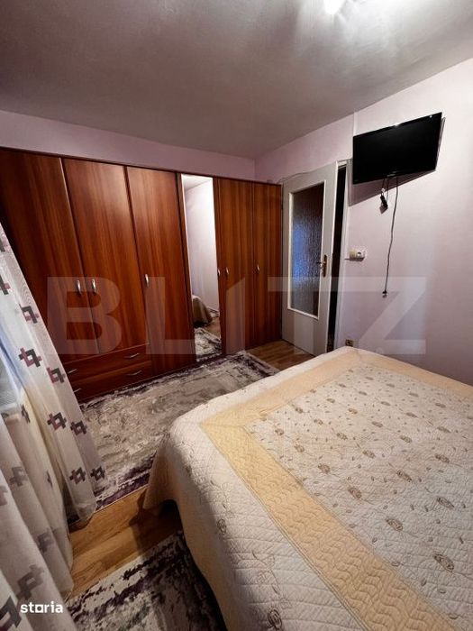 Apartament 3 camere, 86 mp, decomandat, zona Blocuri