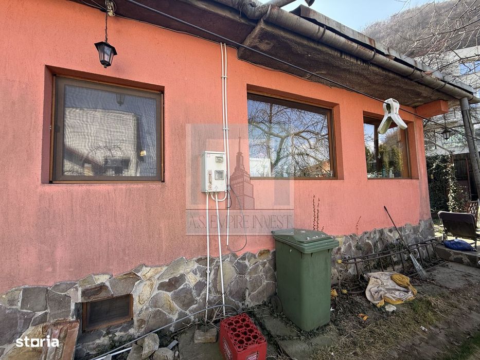 Apartament 3 camere,82 mp utili, la casa, singur in curte-zona Central