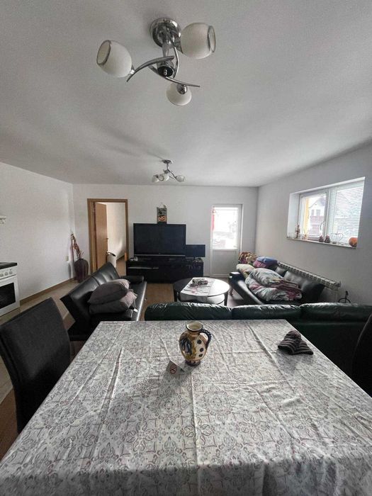 Давам за краткосрочен наем малка самостоятелна къща в Regenstauf-93128