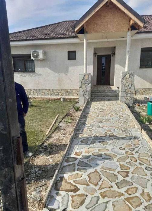 Piatră naturală de munte pentru pavaje și alei de acces