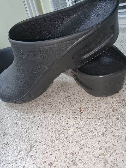 Медицинско сабо Labor