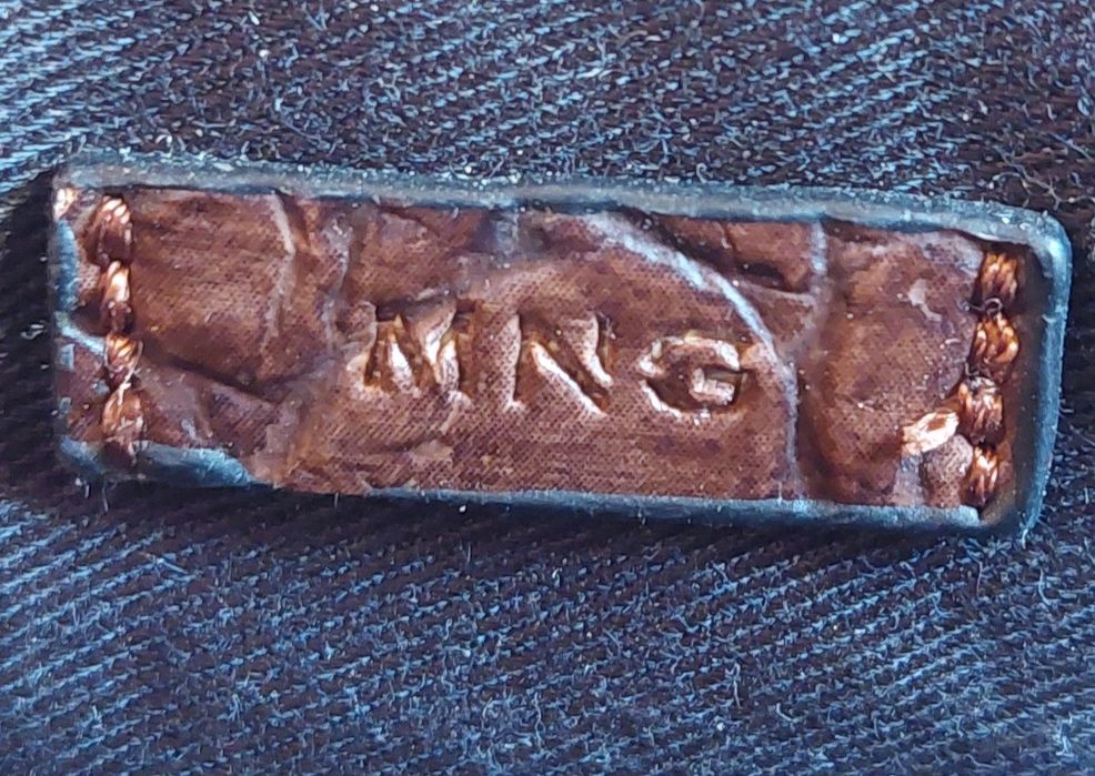 Дамска чанта MNG Mango - кожена чанта с кафяв цвят