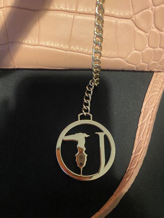 Оригинална дамска чанта trussardi