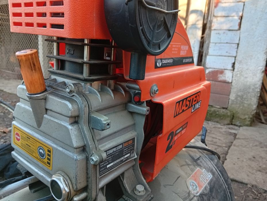 Компресор-двигател