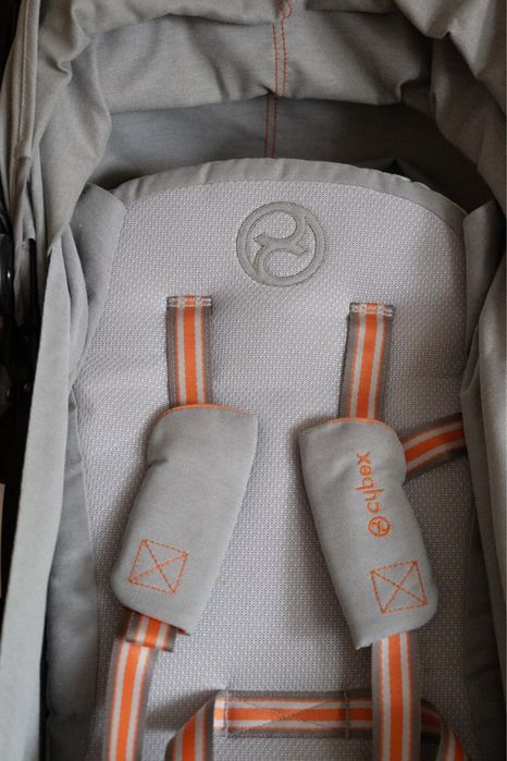 Бебешка количка Cybex Eezy s+2