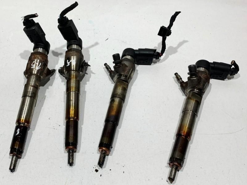 Injector Renault Megane 3 facelift 166006212R 1.5 dci K9K (636) 110 cp