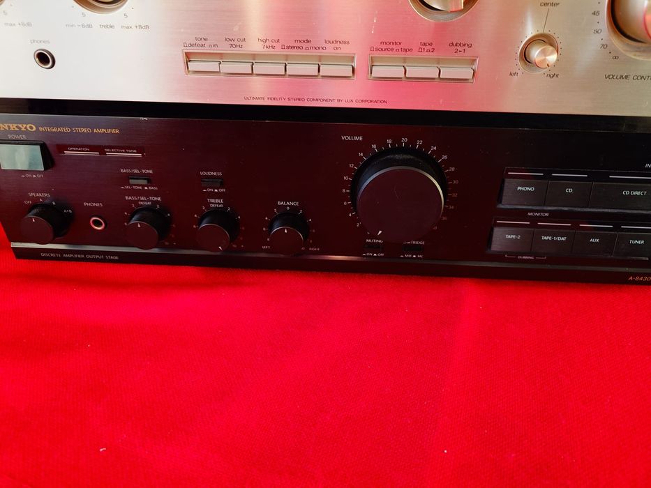 Amplificator marca Luxman