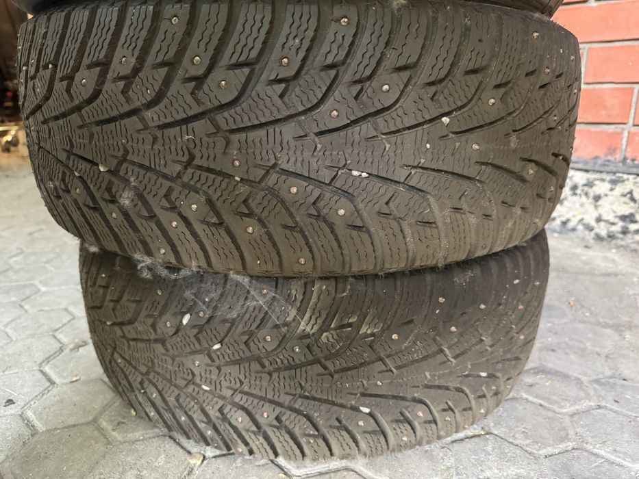 Продам шины зима R17/225/55