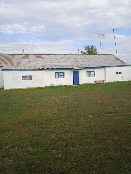 Продам дом в поселке