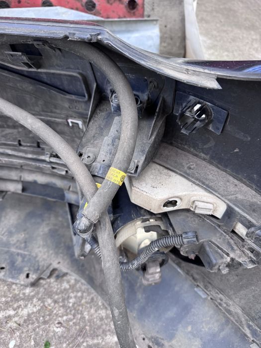 Bara fata complet echipata cod culoare LC8Z VW Passat B6 2005-2010