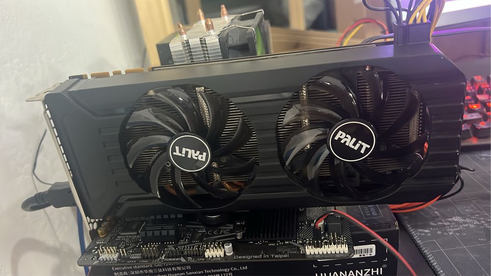 Видеокарта Palit GTX 1060 GDDR5 6Gb в отличном состоянии