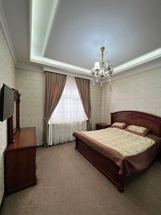 Дом, участок,  шикарный дом Юнусобод район