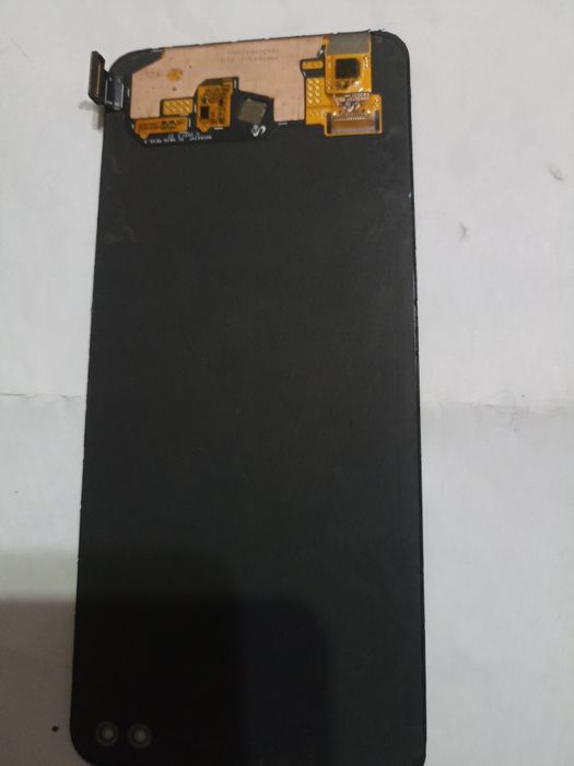 Продоеться дисплей