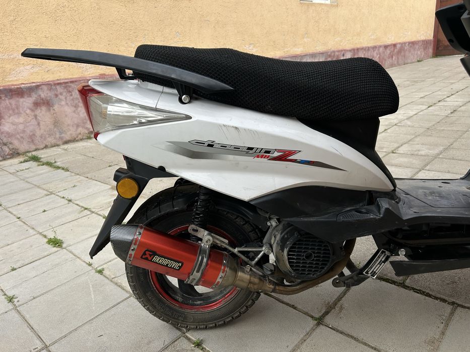 Мопед продается обмен телефон начиная с 12 про