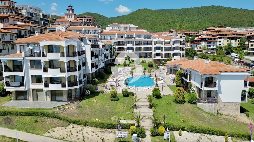 Продава се Тристаен апартамент в Свети Влас - 119 кв.м за 1933 €/кв.м - Снимка #12