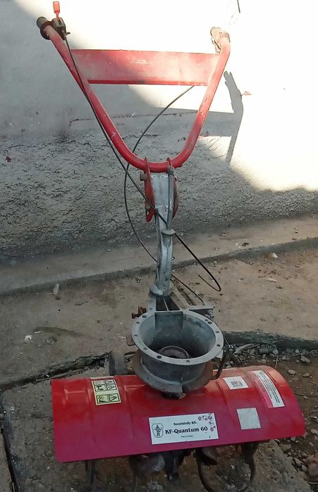 Motosapa Sentkiraly,motoare si piese diferite