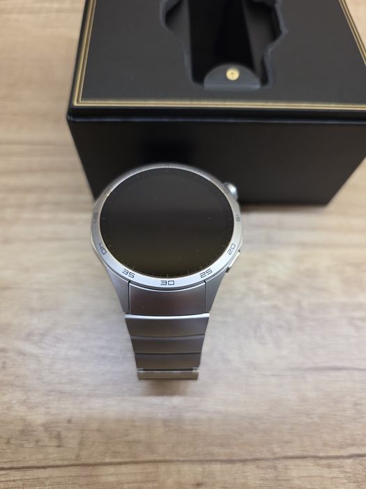 Huawei watch 4 Grey