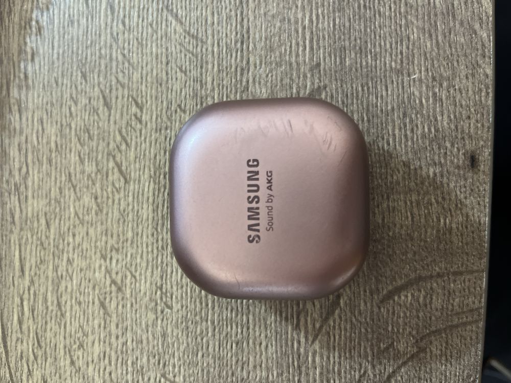 Кейс от наушников samsung модель SM-R180: 10 000 тг. - Наушники Астана ...