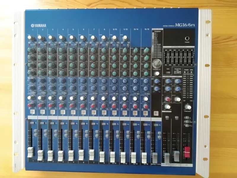 Mixer yamaha digital 16canale