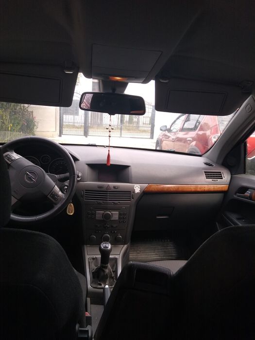 Vând Opel Astra H