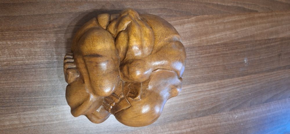 Sculptură Buddha chircit