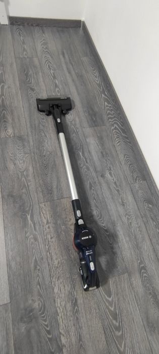 Безкабелна прахусмукачка Bosch Unlimited 6