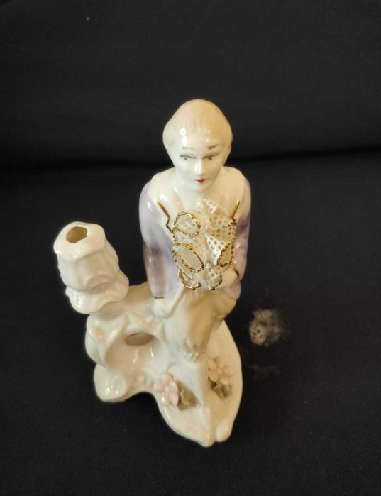 Bibelou ceramică și / sau porțelan