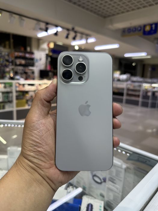 Айфон 15 про Макс 256 гб