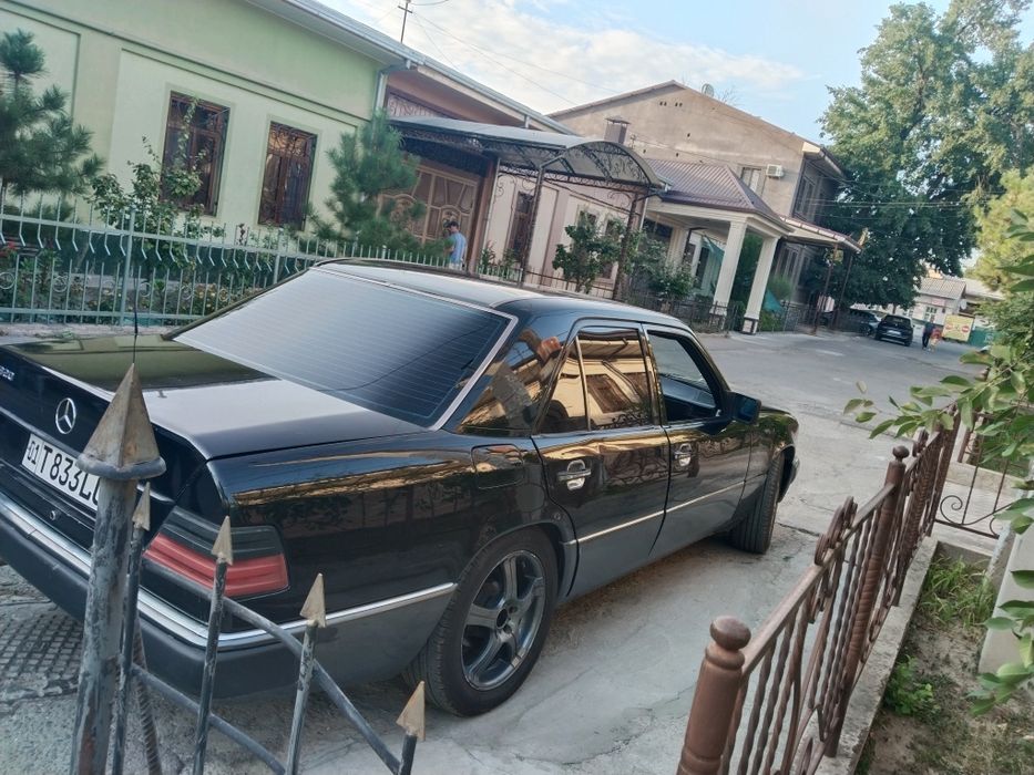 Мерседес 220. Состояние хорошее