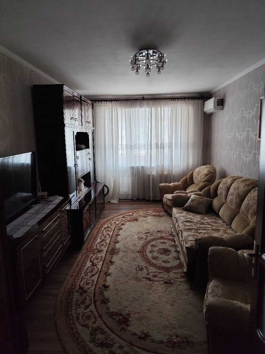 Дава се под наем Двустаен апартамент в София, Дружба 1 - 63 кв.м за 375 € - Снимка #1