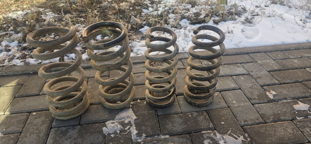 Пружины на Pajero 4