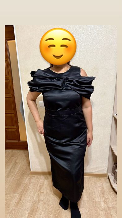 Продам платья, пальто