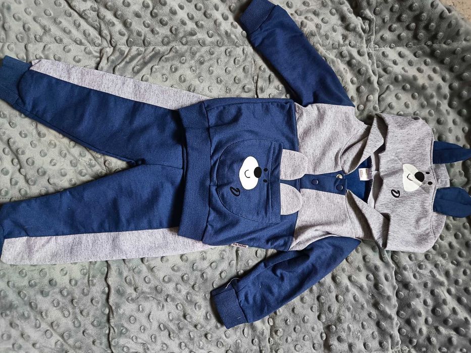 Продам детский костюм