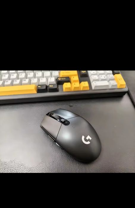 Pachet Gaming Logitech G304 Wireless + G102 Lightsync - Noi - Super Pr